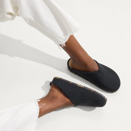hover | Model wearing The Casual Clog in Soft Black.
