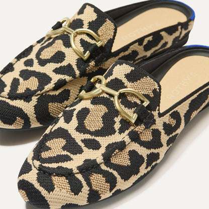 Close up of the toe and hardware of The Double Bit Loafer Mule in Desert Cat.